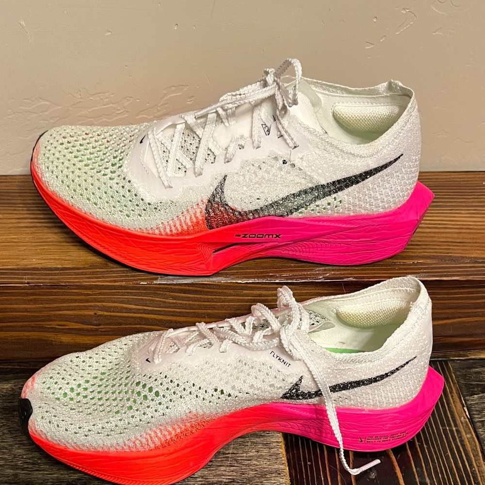 Nike Women's ZoomX Vaporfly 3 Running White/Bright Crimson - Picture 11 of 16